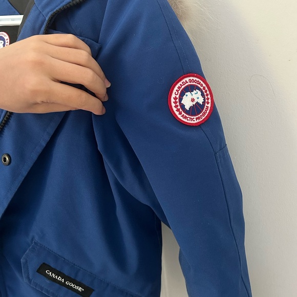 Canada Goose Youth Rundle Bomber - Picture 7 of 7